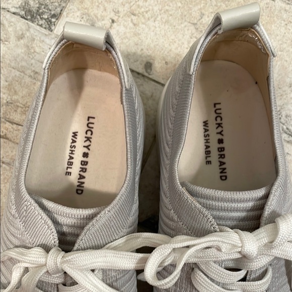 Lucky Brand Womens Shannia Casual Sneaker in Gray. Size 8 - Picture 5 of 15